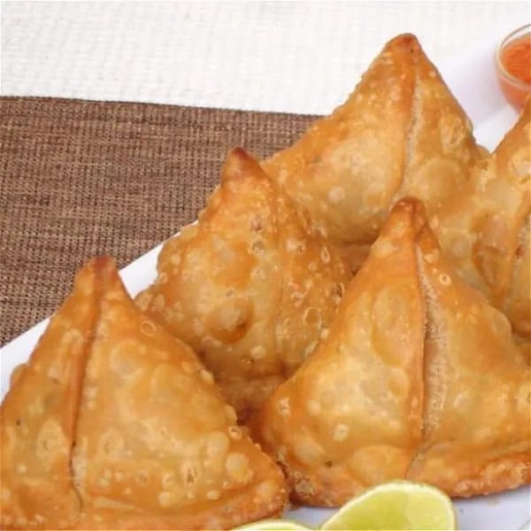 BIG HANDMADE SAMOSA